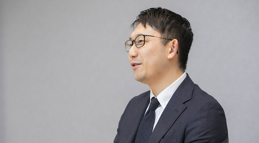 営業の職域のみならず採用業務にも関与